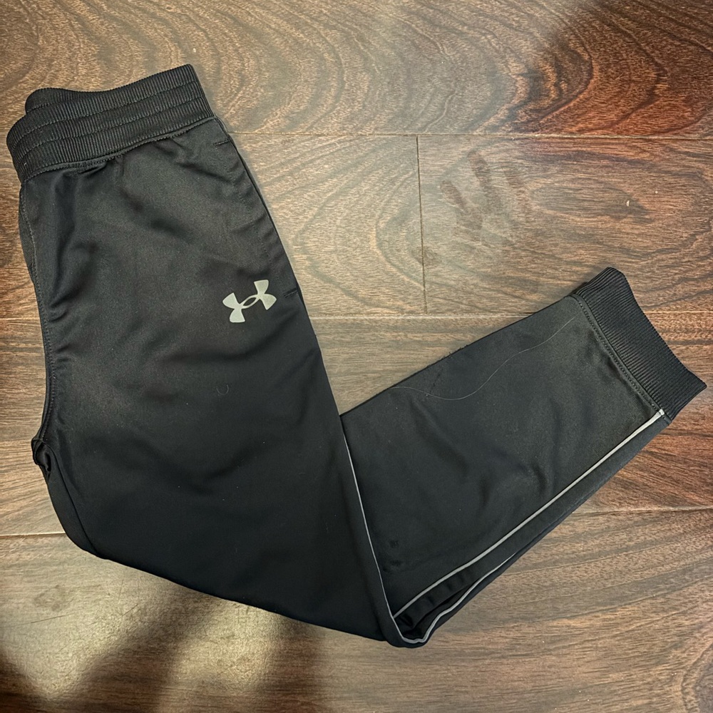 Under Armour Pants Size YXS